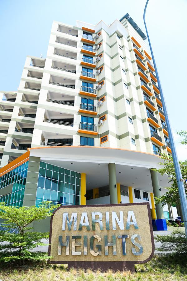 Chung cư 40 m² 1 phòng ngủ, 1 phòng tắm riêng ở Lumut Ngoại thất bức ảnh